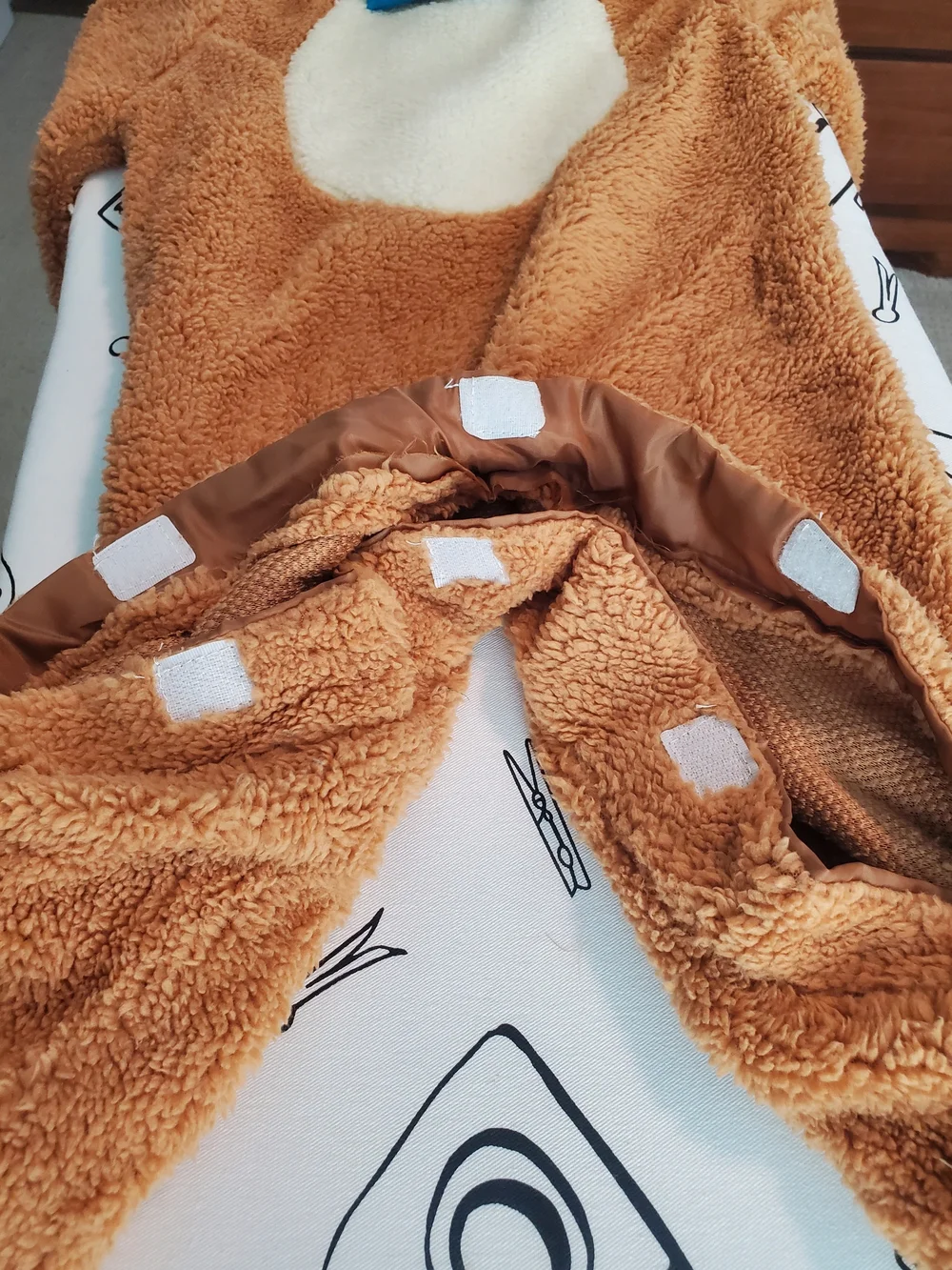 Baby Bear Costume - Brown with Blue Bow 18-24 Months - Picture 8 of 12